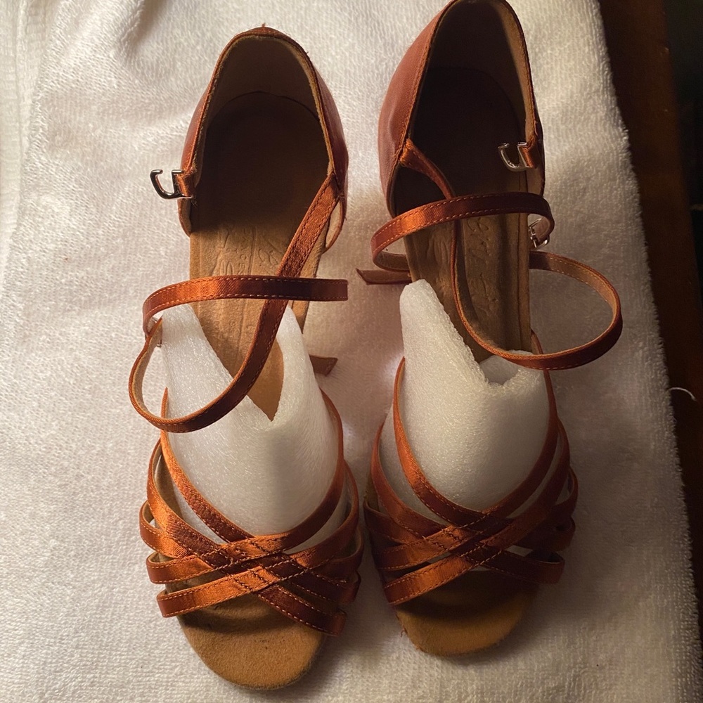 Size 7 Very Fine Ballroom Shoes
